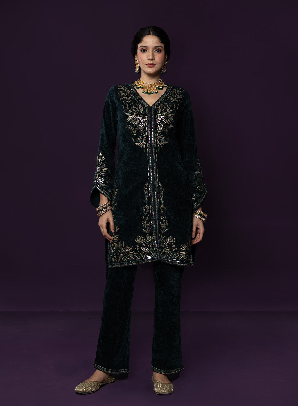 Paro Green Resham Embroidred Velvet Long Co-ord Set