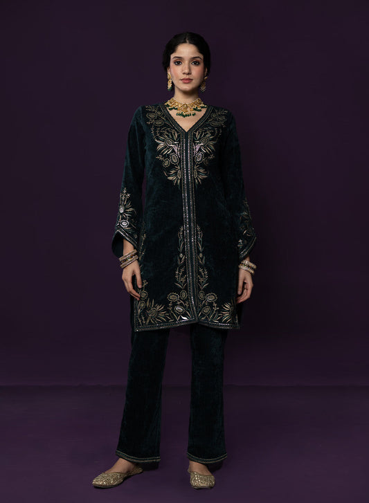 Paro Green Resham Embroidred Velvet Long Co-ord Set