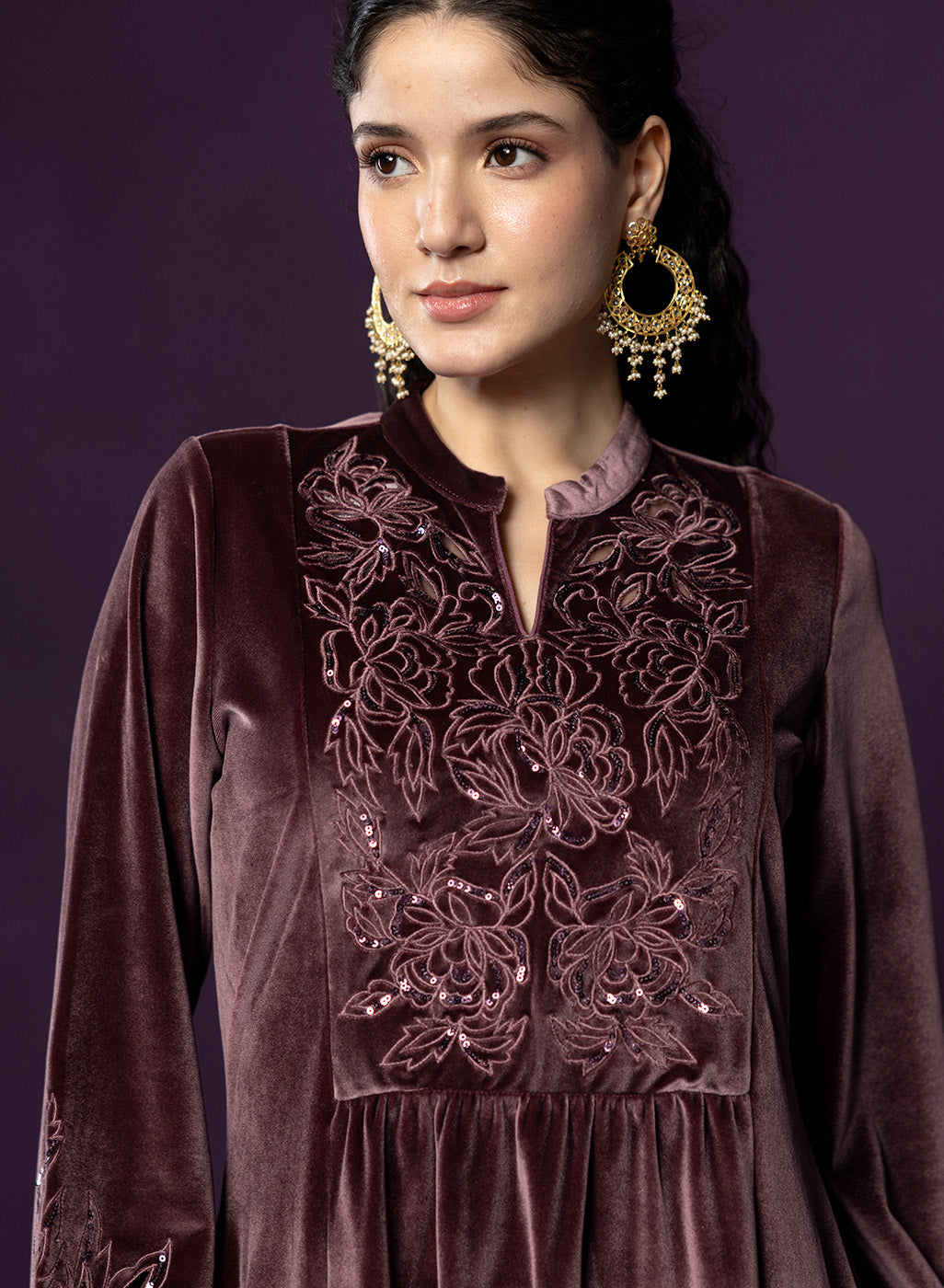 Marya Pink Self-Embroidered Velvet A-line Kurta