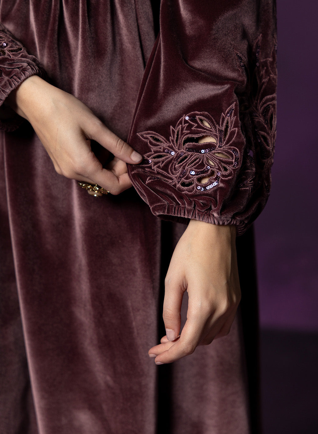 Marya Pink Self-Embroidered Velvet A-line Kurta