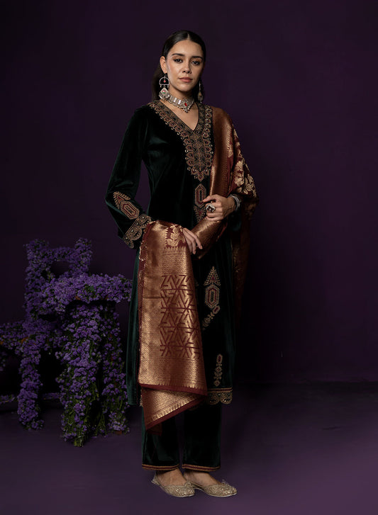 Koel Green Embroidered Velvet Suit Set with Banarasi Dupatta