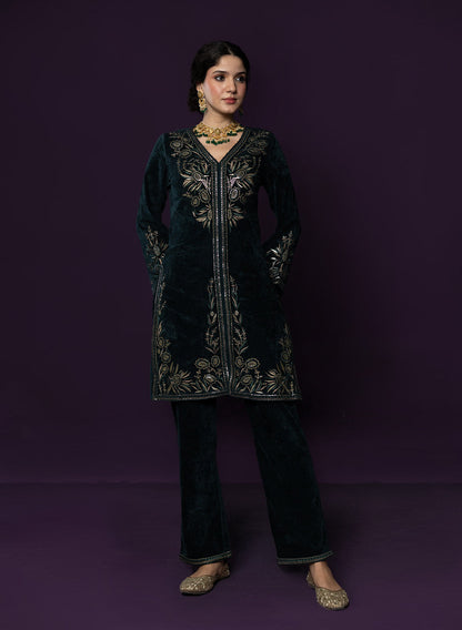 Paro Green Resham Embroidred Velvet Long Co-ord Set
