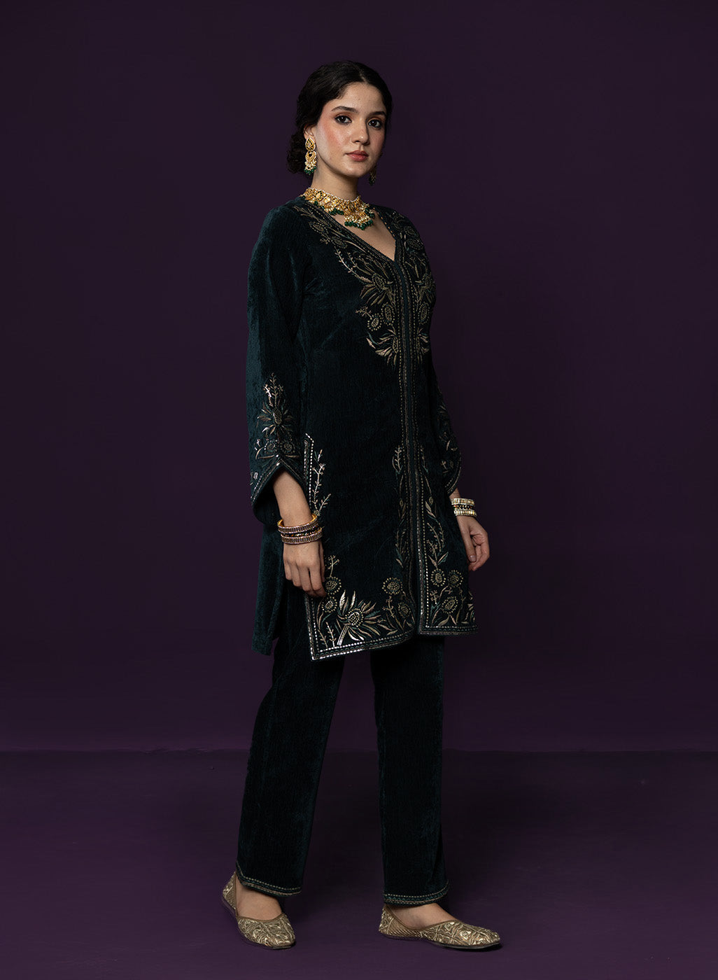 Paro Green Resham Embroidred Velvet Long Co-ord Set