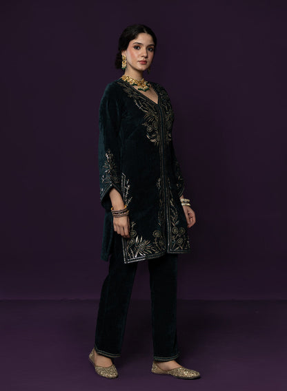 Paro Green Resham Embroidred Velvet Long Co-ord Set